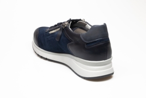  Blauw