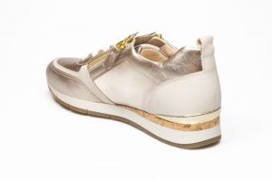  Goud