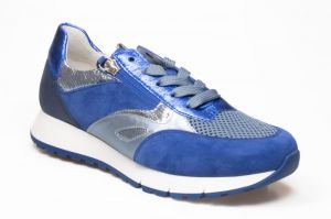 Felblauw