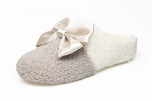 Taupe-ecru