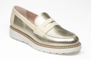  Goud
